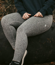 Load image into Gallery viewer, L+LI Seamless Leggings
